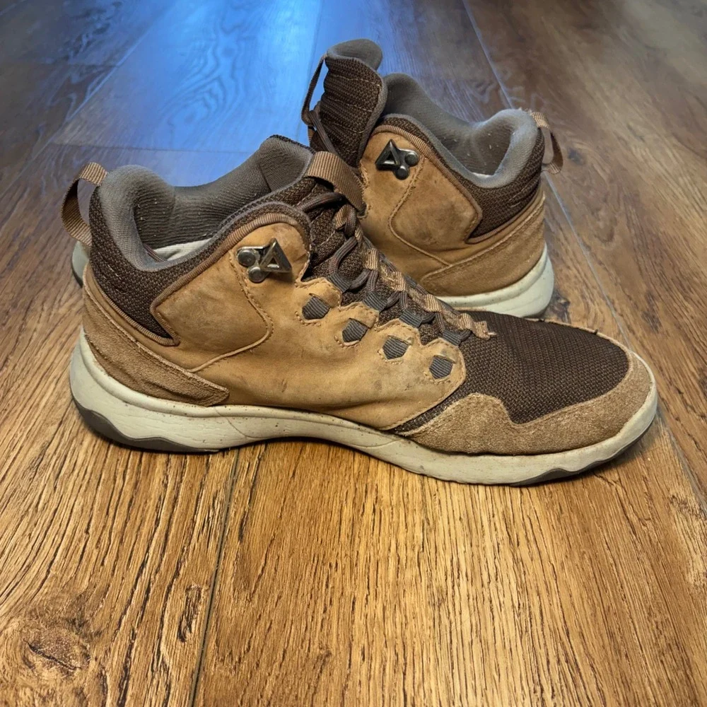 Teva Riva Mid Waterproof Hiking Boots‎ Mens 10 Brown Leather Suede gorpcore